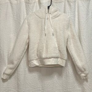 Banana Republic Women’s White Fluffy Warm, Cozy, Comfy, Winter Pull-over Hoodie